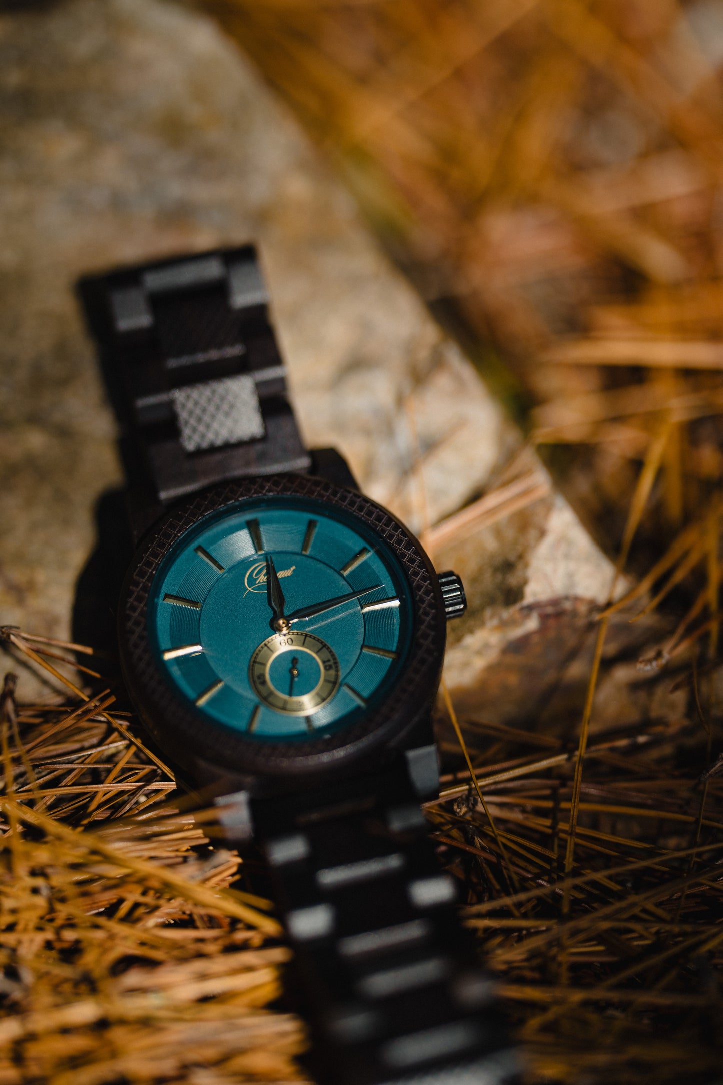 Saphir d'Ébène (ebony sapphire)