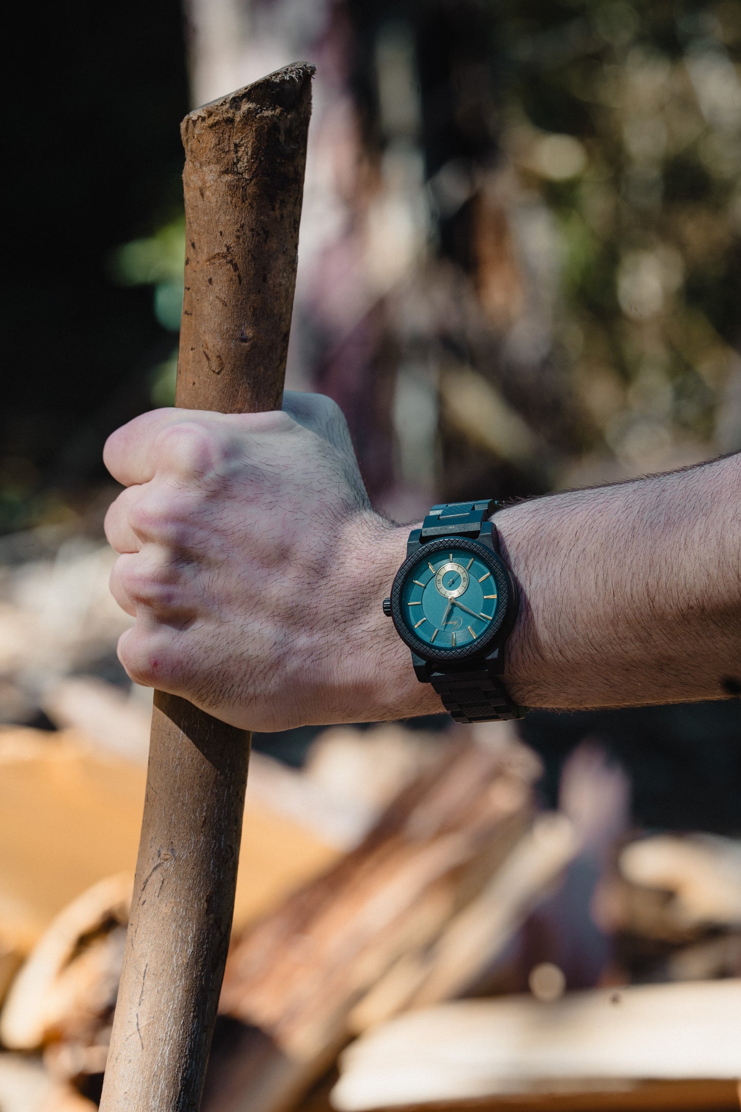 Saphir d'Ébène (ebony sapphire)