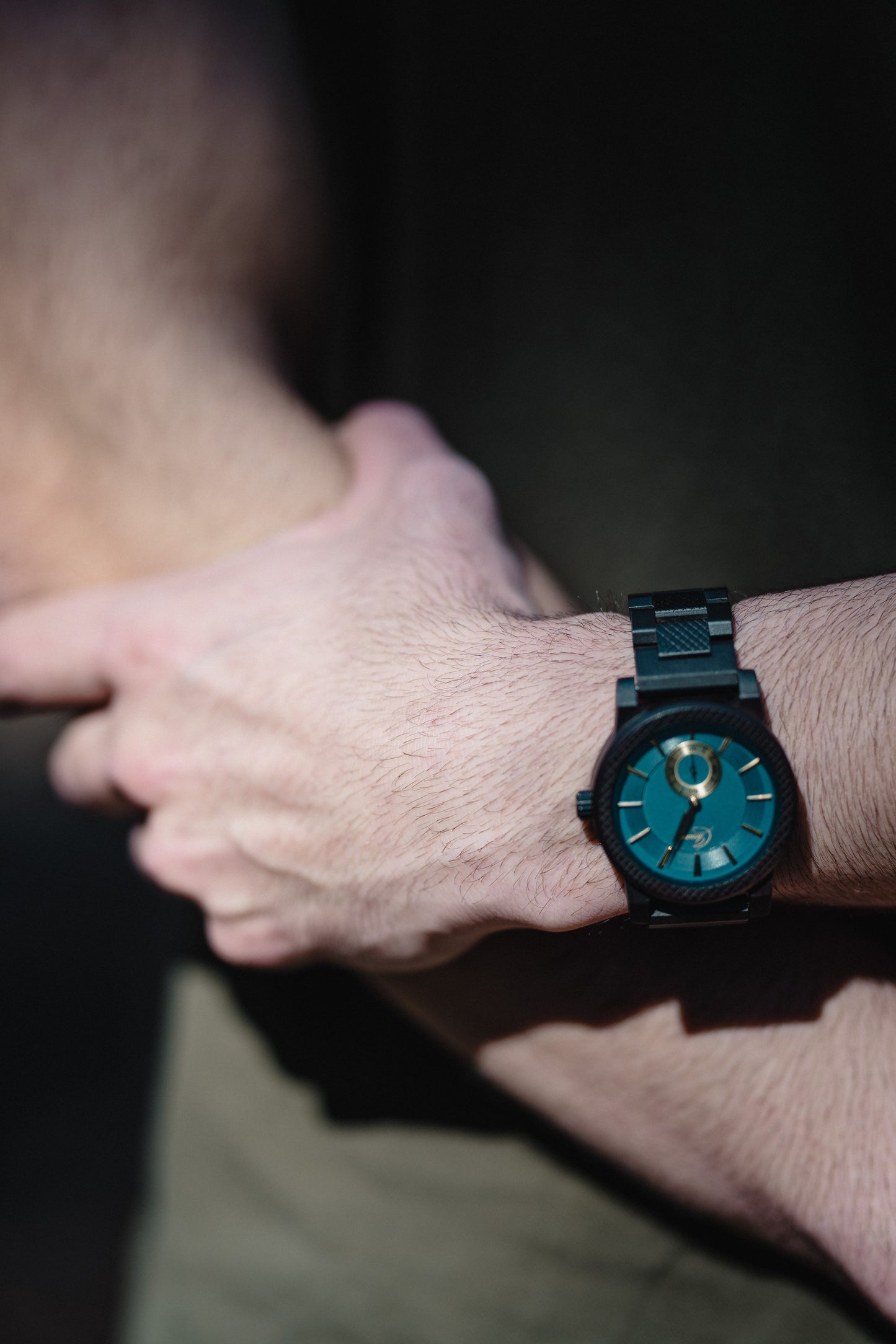 Saphir d'Ébène (ebony sapphire)