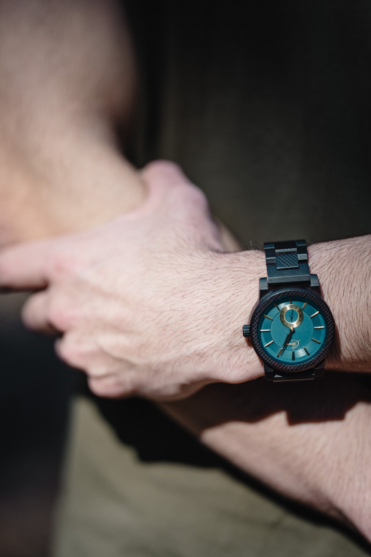 Saphir d'Ébène (ebony sapphire)