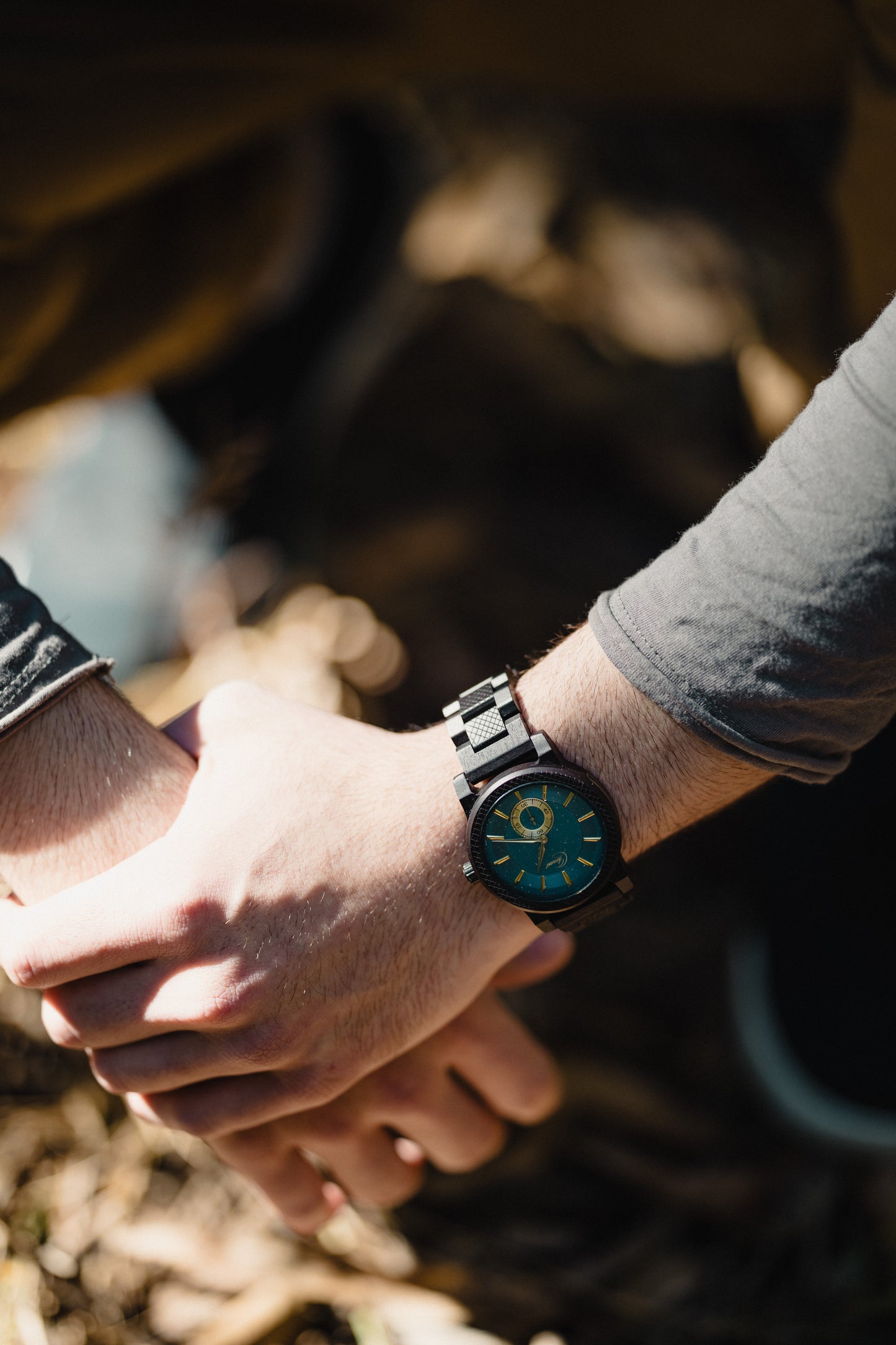 Saphir d'Ébène (ebony sapphire)