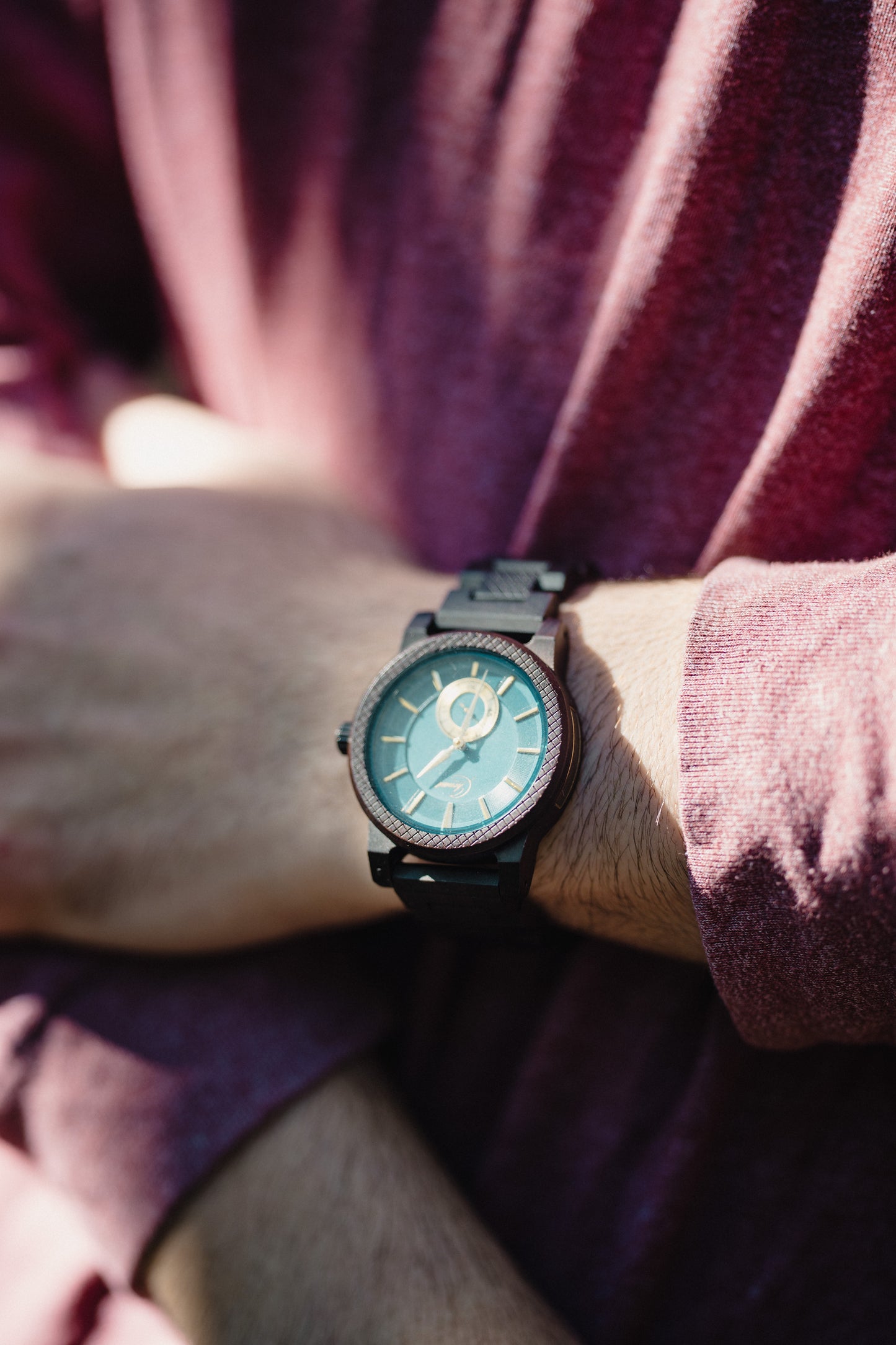 Saphir d'Ébène (ebony sapphire)